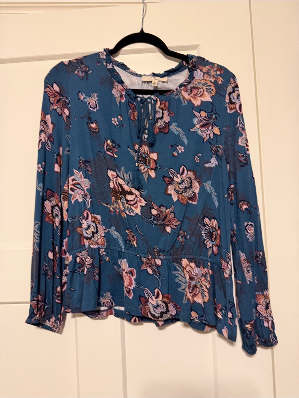 Blue Floral Tie-Neck Peplum Tunic